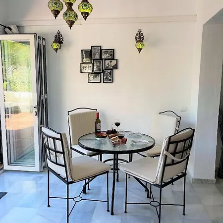 Calle Velez Apartment Nerja
