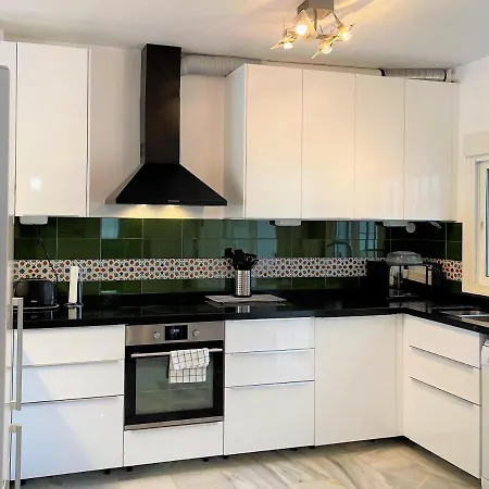 Calle Velez Apartment *